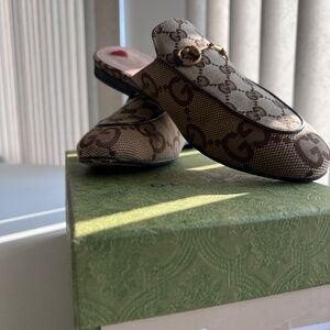 Gucci Princetown GG Canvas Slippers – Size 40